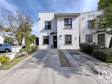 Avenida Paseo De Zakia Poniente 3300, Casa 113, Fracc. Zakia, El Marqués, Querétaro, C.P. 76269