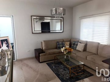 Se vende casa en fraccionamiento mediterraneo