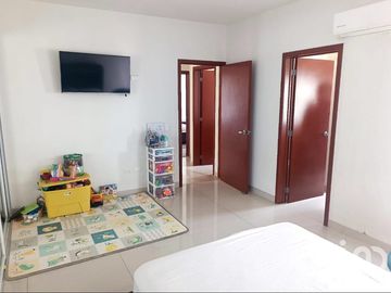 Se vende casa en fraccionamiento mediterraneo