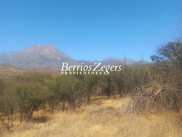 Sitio en Venta en CONDOMINIO OASIS DE LA CAMPANA