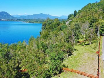 TERRENO BORDE LAGO
