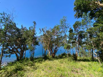 TERRENO BORDE LAGO