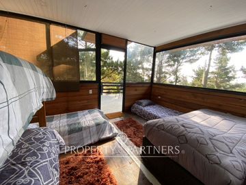 Pichilemu, Gran casa con vista al Mar en el bosque de Cahuil