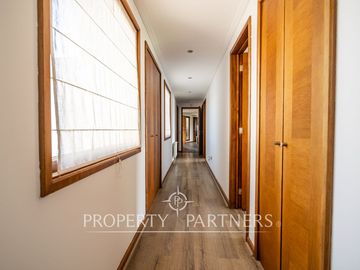 Increíble casa mediterranea en venta con gran terreno, en ubicación privilegiada de La Herradura
