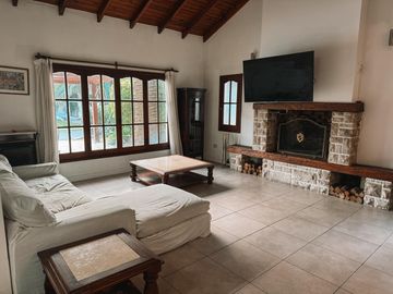 Casa en venta en Aranjuez, Escobar - 4 Ambientes