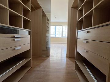 Venta departamento 3 ambientes en complejo Le Parc Puerto Madero