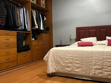 Casa 5 ambientes en venta en Castelar