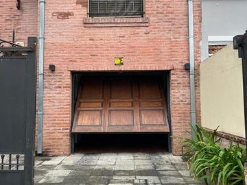 Casa 5 ambientes en venta en Castelar