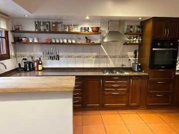 Casa 5 ambientes en venta en Castelar