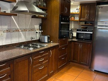 Casa 5 ambientes en venta en Castelar