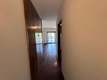 VENTA Av Poeta Lugones SEMIPISO 3 DOR