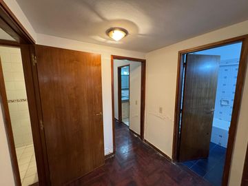 VENTA Av Poeta Lugones SEMIPISO 3 DOR
