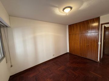 VENTA Av Poeta Lugones SEMIPISO 3 DOR