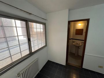 VENTA Av Poeta Lugones SEMIPISO 3 DOR