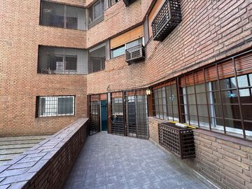 VENTA Av Poeta Lugones SEMIPISO 3 DOR