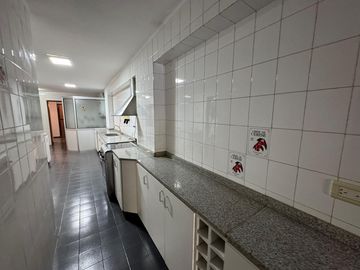 VENTA Av Poeta Lugones SEMIPISO 3 DOR