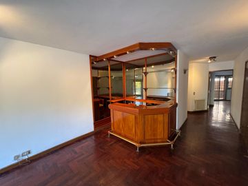 VENTA Av Poeta Lugones SEMIPISO 3 DOR