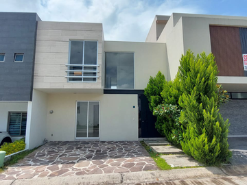 Casa en coto Almendros Valle Imperial