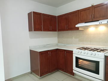 CASA EN VENTA VIVEROS DEL VALLE