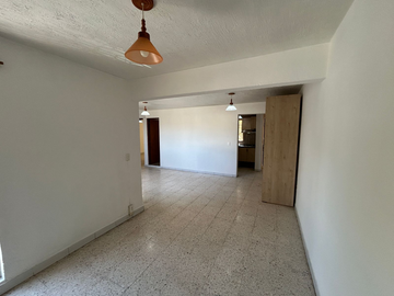 Departamento en Jardines del Country