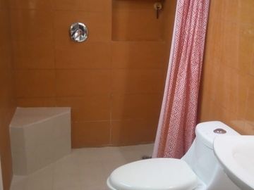 CASA EN VENTA LOMAS DE LA RIOJA  POR $2,300,000.00