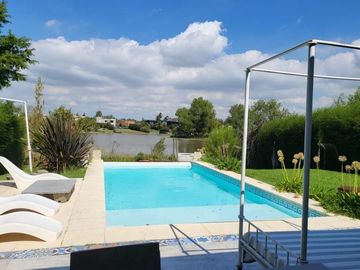 CASA EN VENTA A LA LAGUNA - SAN MARCO
