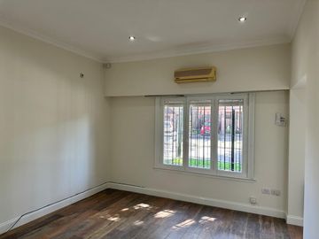 Casa en  venta Castelar Norte Apto crédito