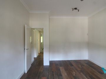 Casa en  venta Castelar Norte Apto crédito