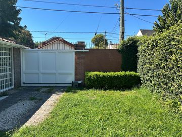 Casa en  venta Castelar Norte Apto crédito