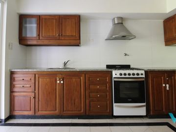 Casa en  venta Castelar Norte Apto crédito