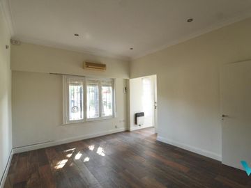Casa en  venta Castelar Norte Apto crédito