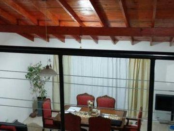 Casa en venta - 4 dormitorios 2 baños - Local - 523mts2 - Santa Teresita