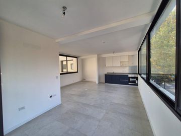 Venta Casa tipo Duplex 2 dormitorios con jardin y pileta Tigre