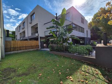 Venta Casa tipo Duplex 2 dormitorios con jardin y pileta Tigre