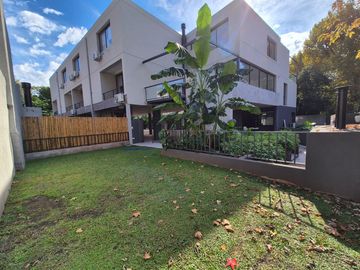 Venta Casa tipo Duplex 2 dormitorios con jardin y pileta Tigre