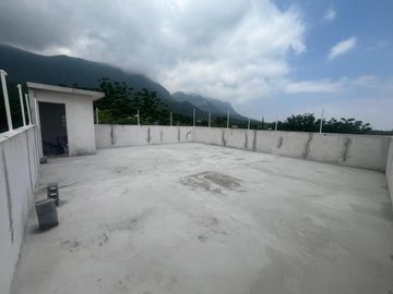 Casa en venta en Jardines de la Silla