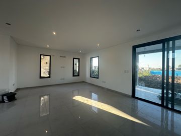 Casa - Pilar Del Este