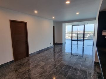 Departamento en Shark Tower Puerto Cancún