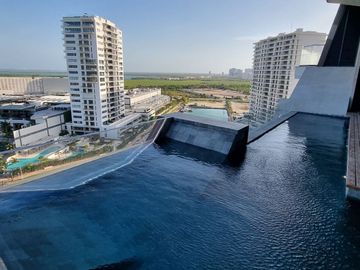 Departamento en Shark Tower Puerto Cancún