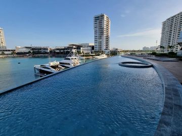 Departamento en Shark Tower Puerto Cancún