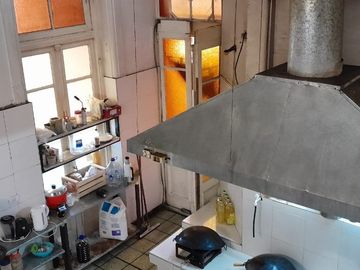 EXLENTE PH PARA USO COMERCIAL/PROFECIONAL O VIVIENDA