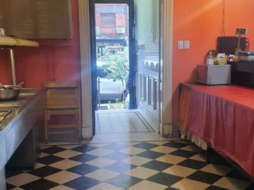 EXLENTE PH PARA USO COMERCIAL/PROFECIONAL O VIVIENDA