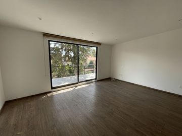 Casa en venta totalmente remodelada en Club de Golf Chiluca