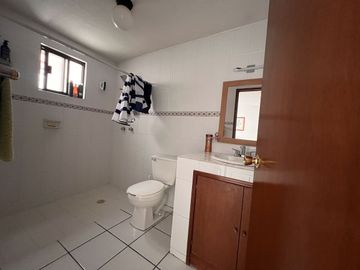 CASA EN LOMAS  3a SECCIÓN