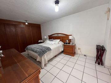 CASA EN LOMAS  3a SECCIÓN