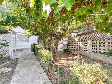 Quilpue Venta Casa Dos Pisos 4D 2B Sala de Estar Valencia