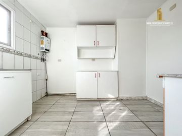 Quilpue Venta Casa Dos Pisos 4D 2B Sala de Estar Valencia