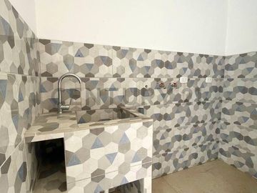 Venta de casa + cochera + terraza en Surco
