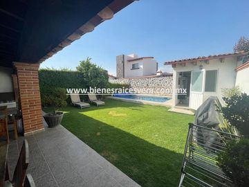 CASA EN VENTA EN RESIDENCIAL HACIENDAS TEQUISQUIAPAN. Talía