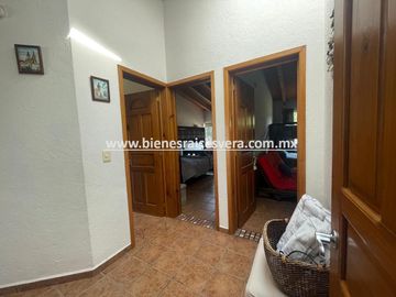 CASA EN VENTA EN RESIDENCIAL HACIENDAS TEQUISQUIAPAN. Talía